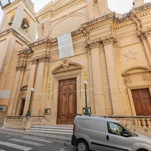 https://brg34-2-bedroom-original-stone-townhouse-in-birgu.qawrahotelsmalta.org